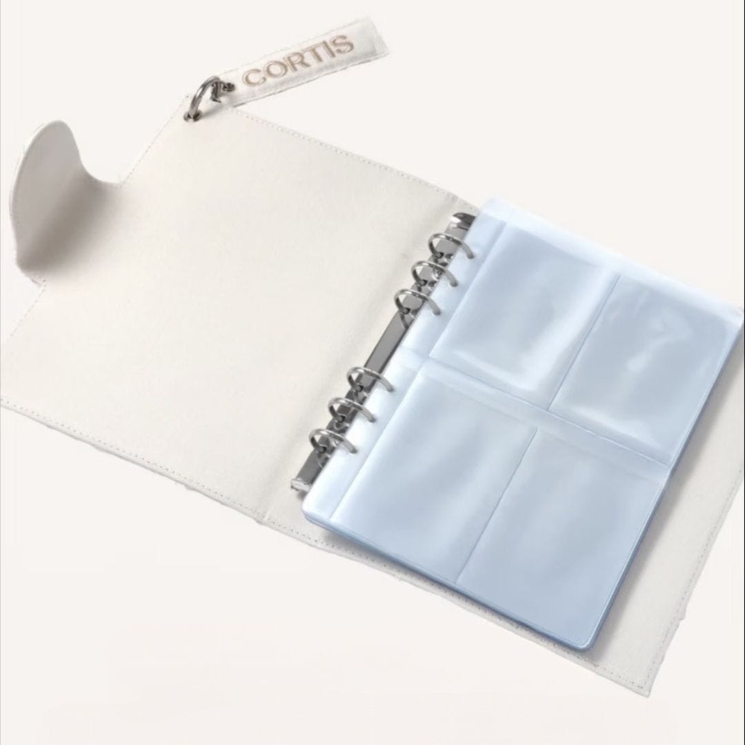 CORTIS BINDER + 30 PLASTIC SHEETS (PRĂ SALE - SHIPPING 16/09)
