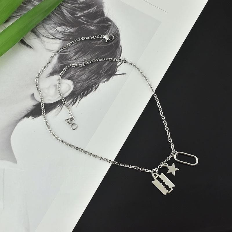 V NECKLACE STAINLESS STEEL